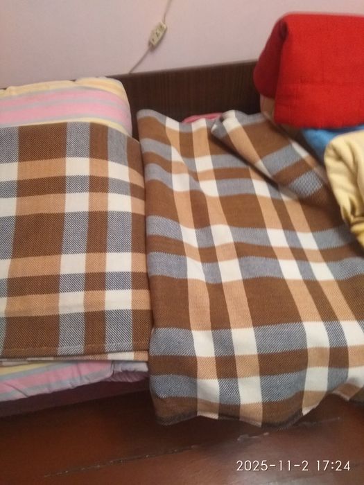 Продам матрасы,одеяла,пледы,хорошего качества