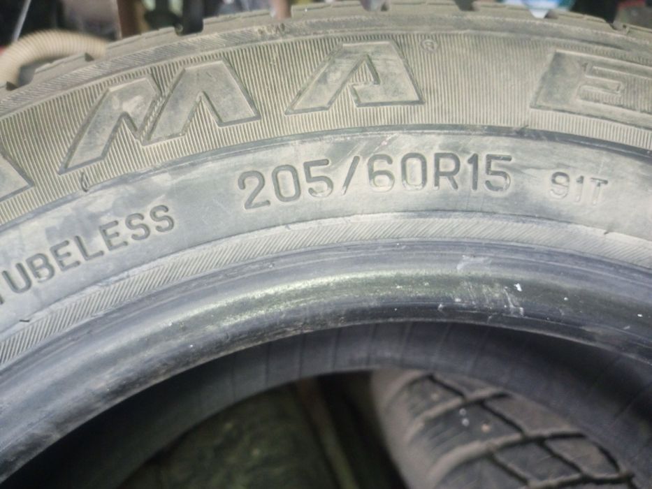 Резина зимняя б/ у