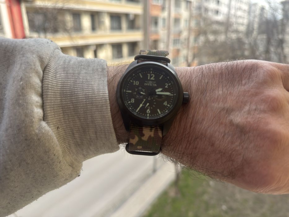 Часовник Invicta