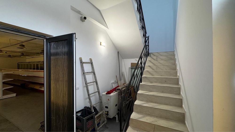 Vanzare/  inchiriere Spatiu Comercial 350 m2