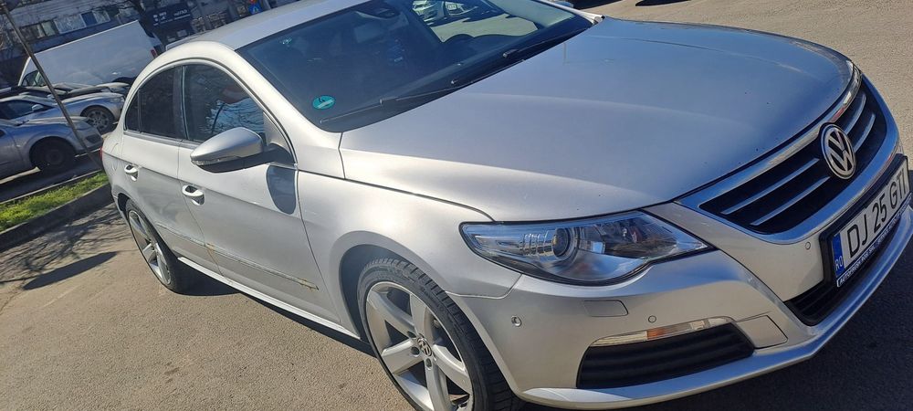 Vând passat cc 2008