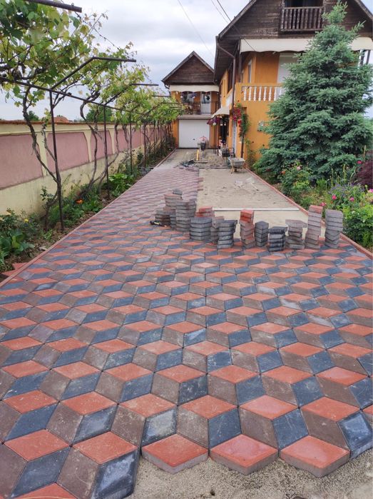 Montaj pavele,piatra cubica si piatra sparta