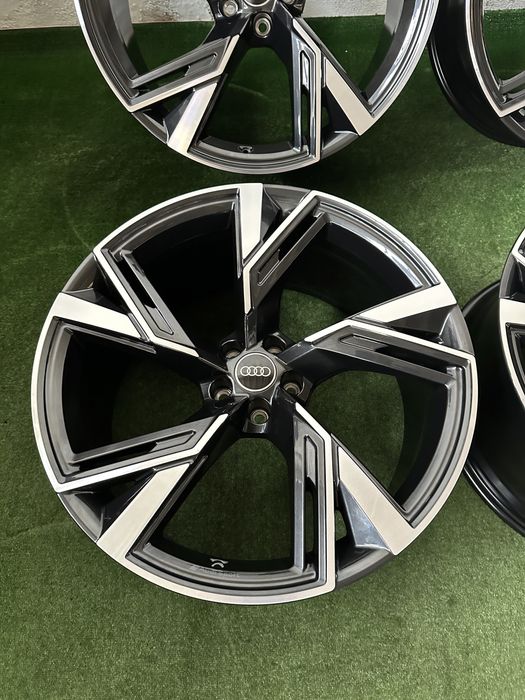 Jante Originale Audi Q8 RSQ8 RS6 RS7 R 22 -NOI-