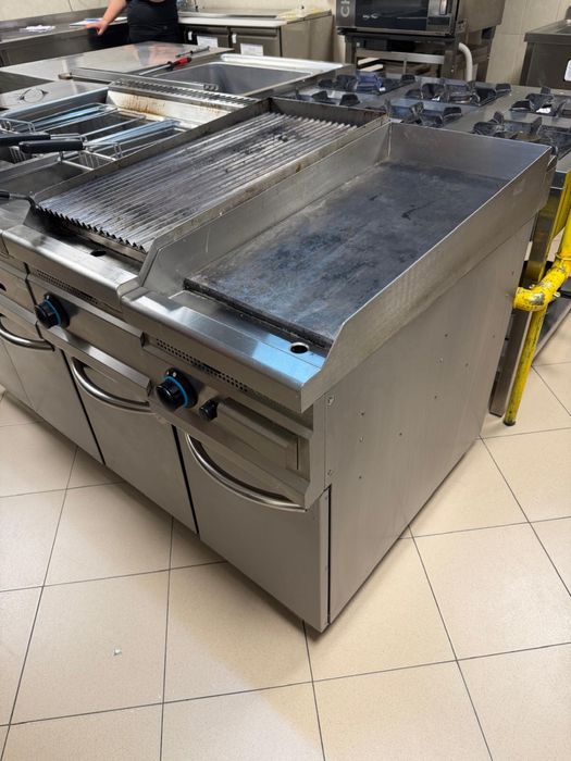 Gratar pe gaz cu placa neteda si Roca Vulcanica Ideal Inox, Linia 930