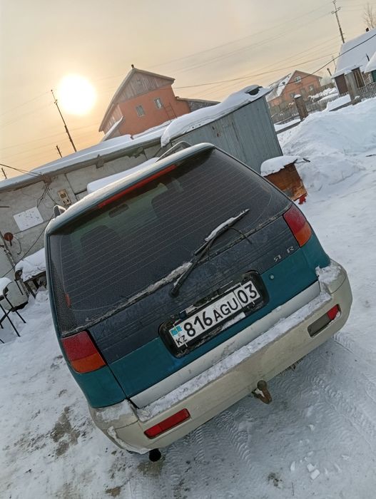 Продам машину Митсубиси сепейс ранер