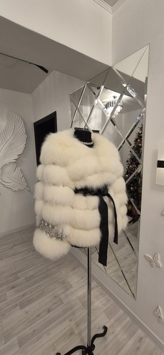 Продам Песцовую шубу