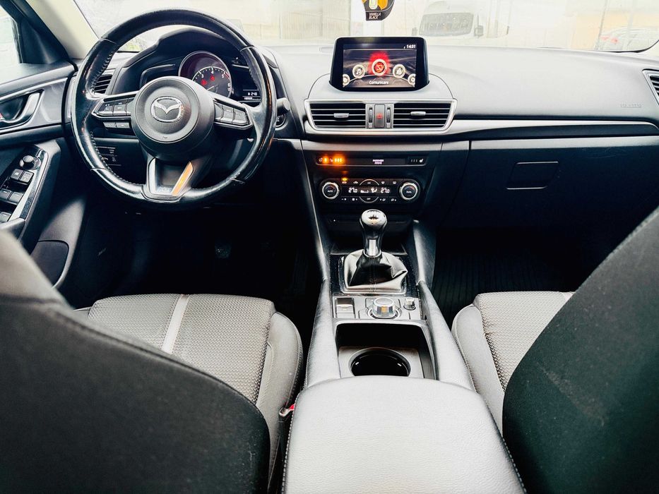 Vand Mazda 3 skyactive exclusive