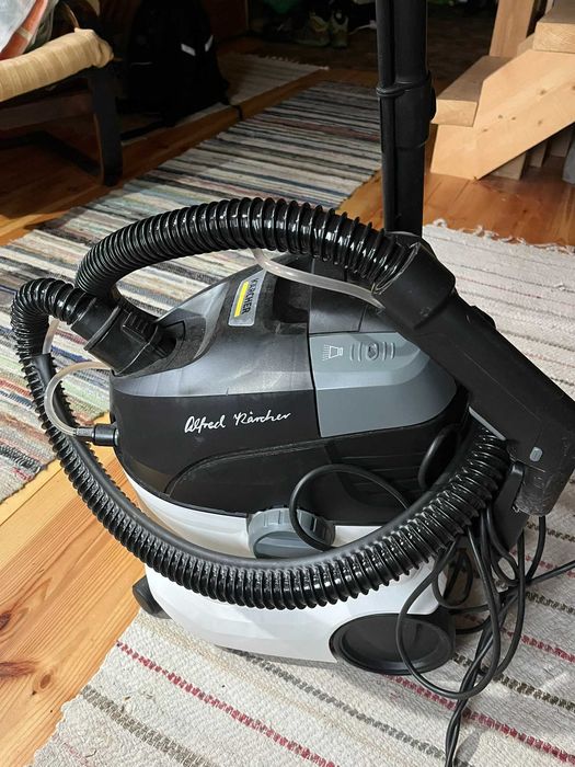 Aspirator cu spalare Karcher SE5