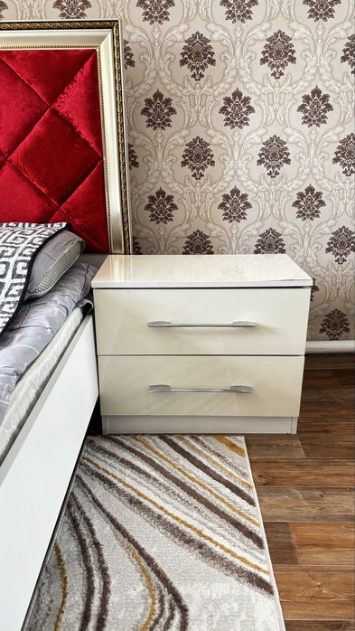 Продам спальний гарнитур