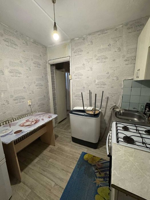 1-комнатная в малосемейном доме, маг. Мандарин