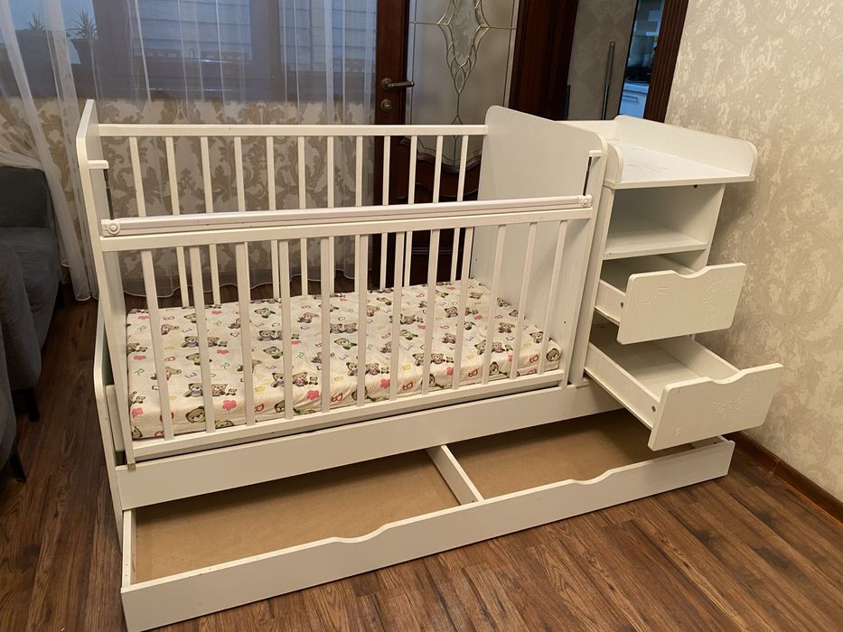 Детская кровать, белая