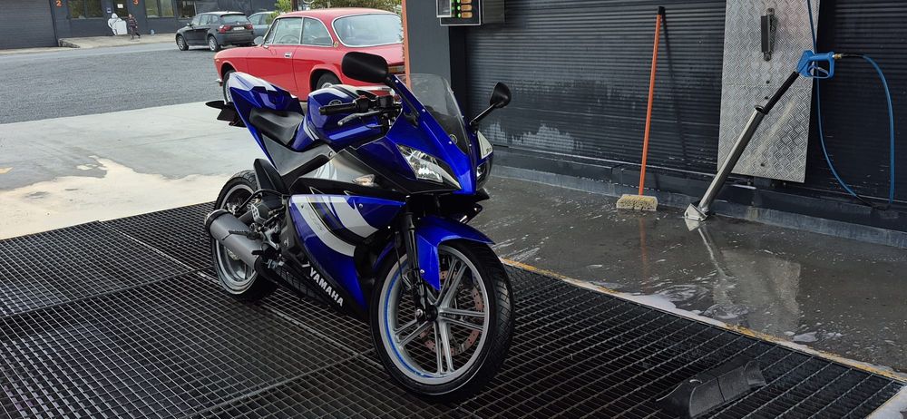 Yamaha YZF-R125  2009