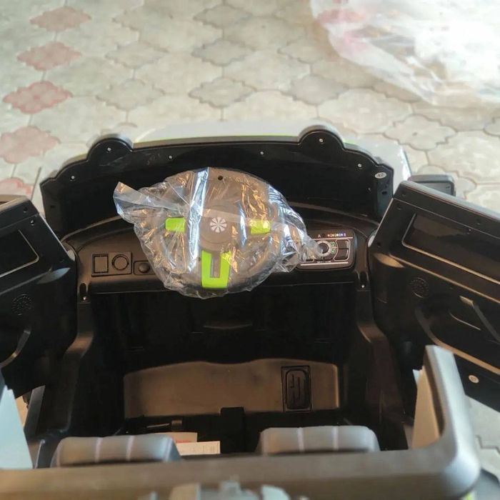 Juda kotta bolalar moshinasi baquvvat elektromobil 4x4 детская машина