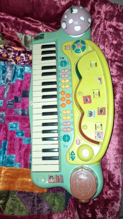 Продам пианино детское