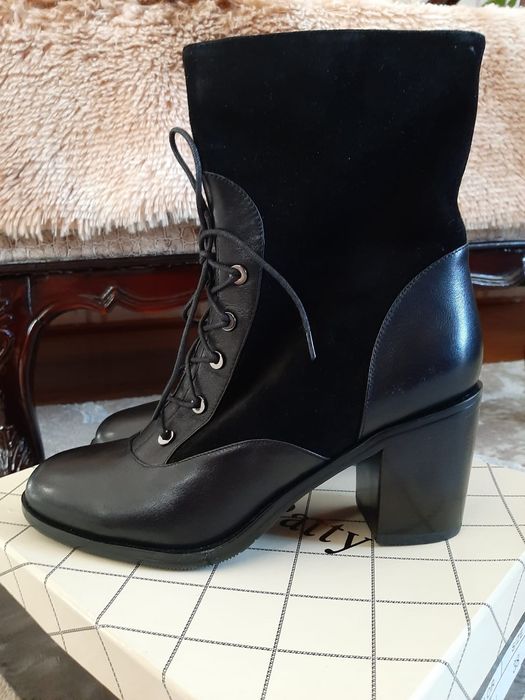 Новые кожаные ботиночки 38 р