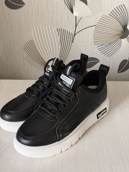 Распродажа женской обуви