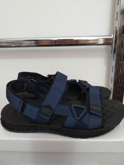Sandale bărbați cu talpă plată