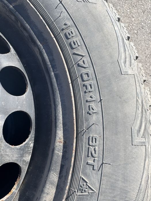 Продам шины кобальт