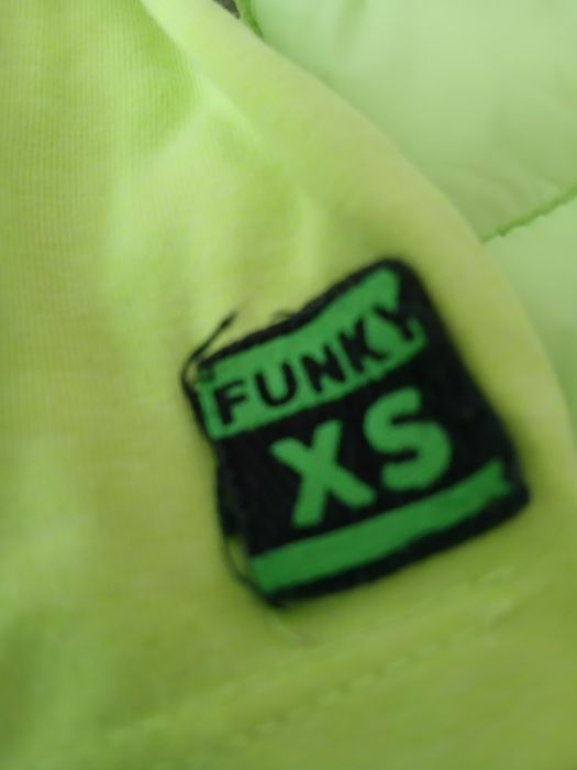 Блузки 6бр 110/116  XS Funky и елек