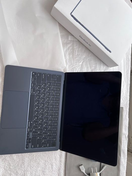 Макбук Apple M3 chip