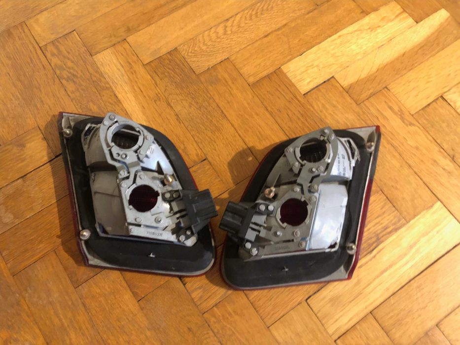 Задни светлини за W210