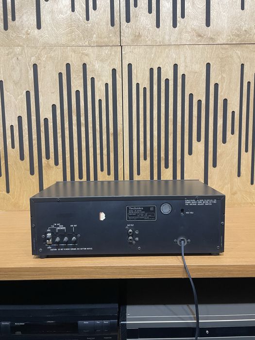 Tuner technics ST-8044k