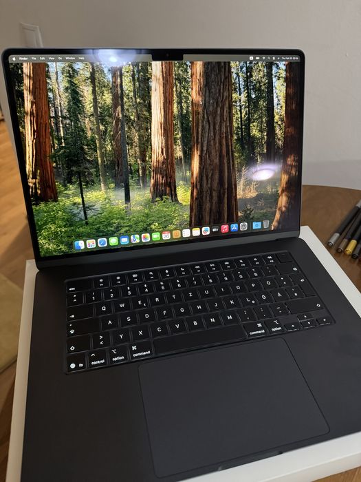 Macbook Air 15” M4 2025 nou