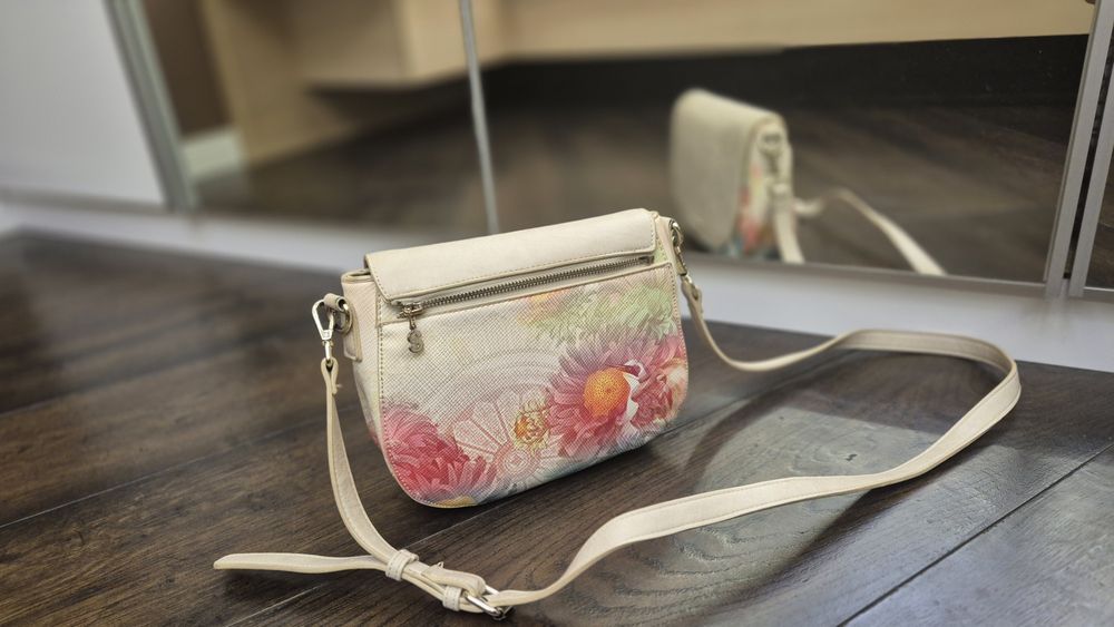 Чанта Desigual беж