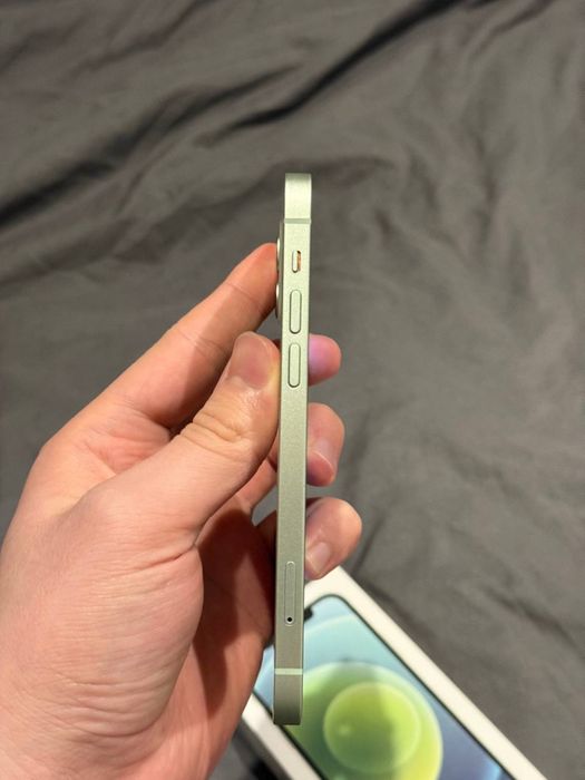 iphone 12 в идеальном состояний