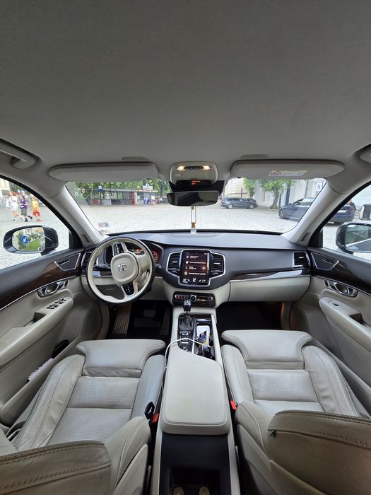 Volvo XC90 | 2017 | 241.000KM | Pachet Inscription
