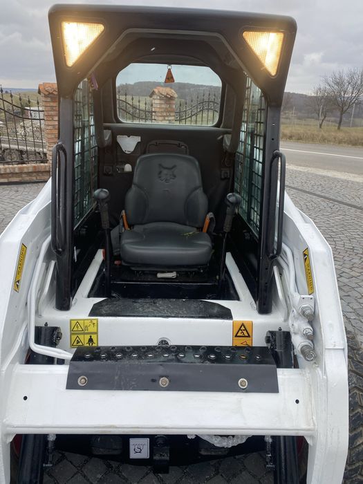 De inchiriat sau de vanzare mini incarcator Bobcat