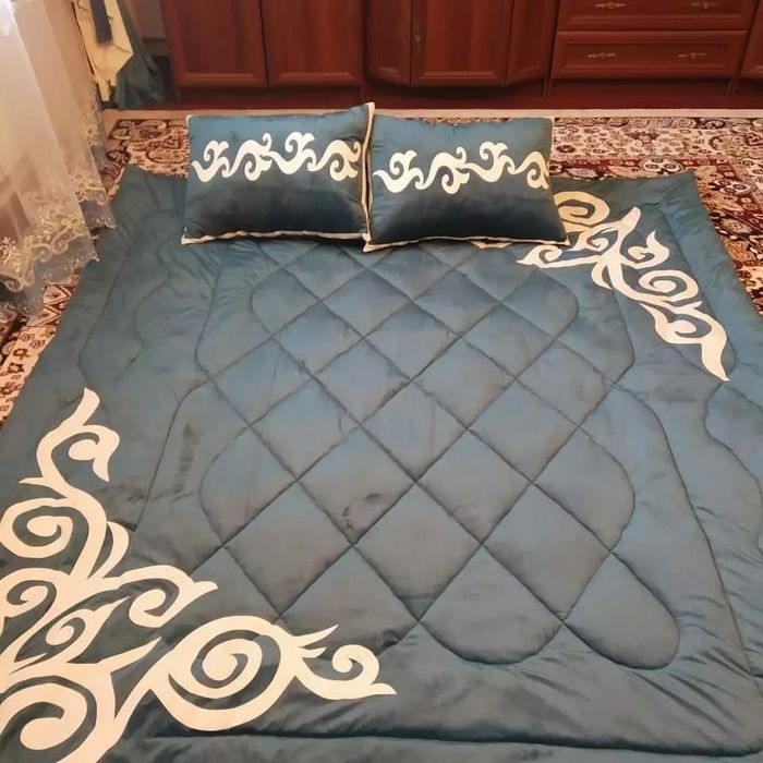 Жалаңаш бөкселердің эротикалық фотосессиялары