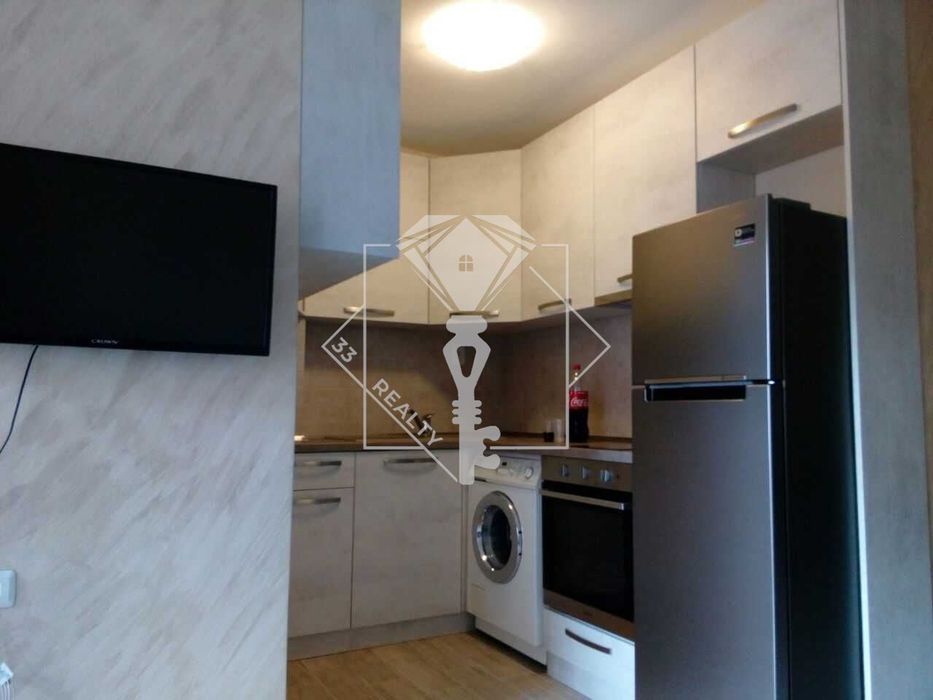Продава се Тристаен апартамент в Пловдив, Южен - 70 кв.м за 2215 €/кв.м - Снимка #1