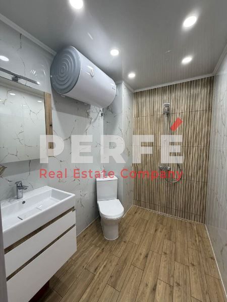 Продава се Двустаен апартамент в Бургас, Братя Миладинови - 87 кв.м за 3046 €/кв.м - Снимка #5