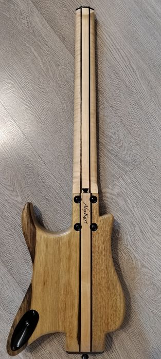 Электрогитара тревел