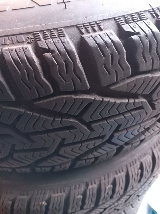 2 roți 195/65/15 pentru volkswagen