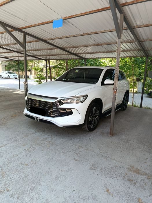 Продаю BYD song PRO состояние идеал