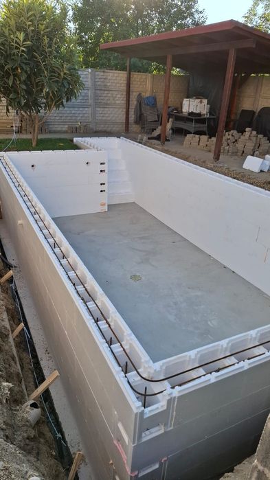 Construim piscine premium