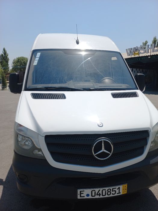 Mercedes Benz Sprinter NGT 271 mator 2015-yil