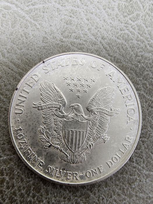 Монеты США серебра 1 доллар