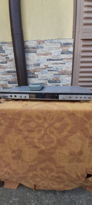 DVD player NEO работещо
