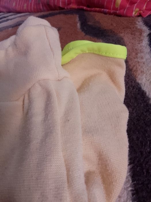 Pantaloni scurți bej cu galben neon S M sport casă