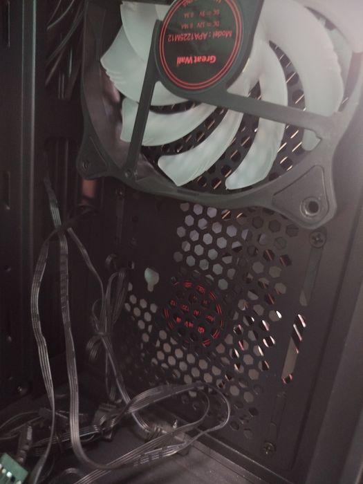 Корпус для пк с 3×RGB куллерами