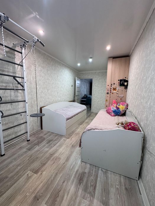 Продам 2 ух.комн кв район АХТАМАРА