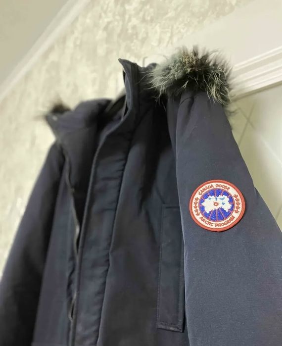 Куртки женс,мужс