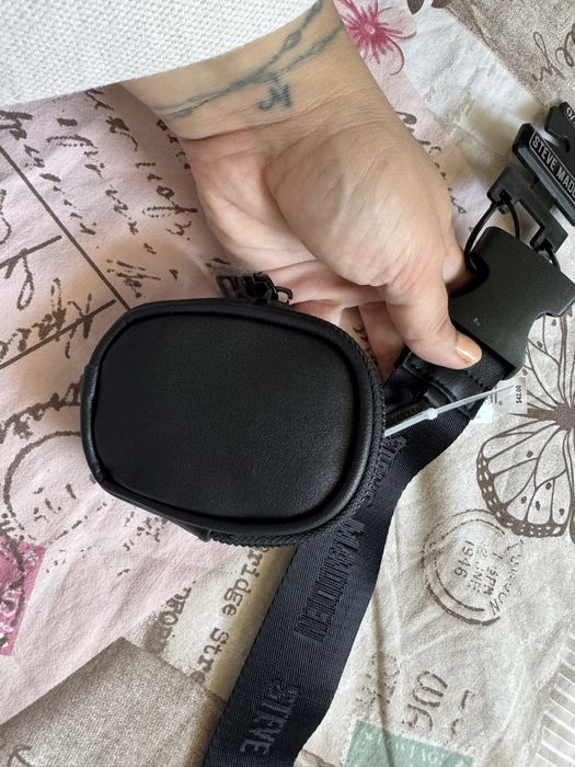 Чанта тип колан/паласка SteveMadden