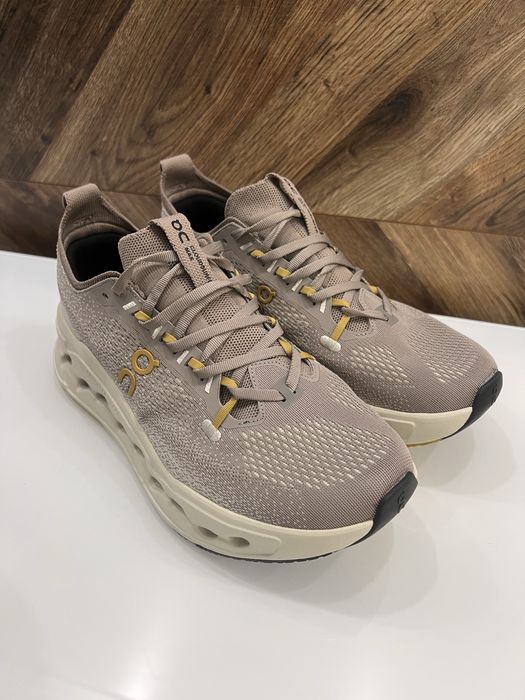 Кроссовкий люкс качества 43 размер