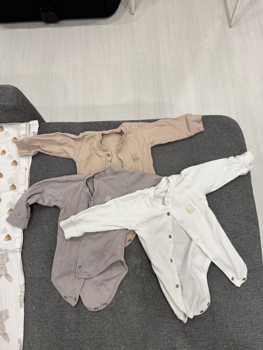 Детские вещи 0-6 месяцев