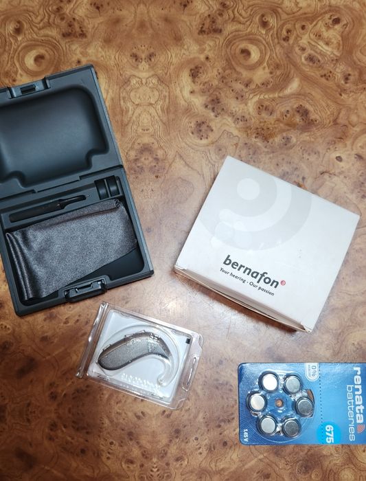 Слуховой аппарат Bernafon!