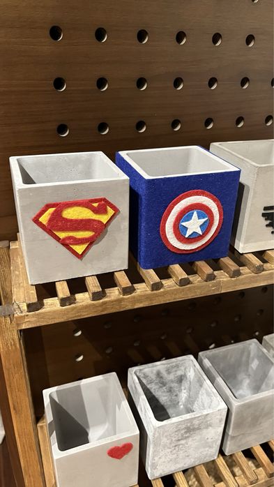 Бетонные кашпо «Супер герои»